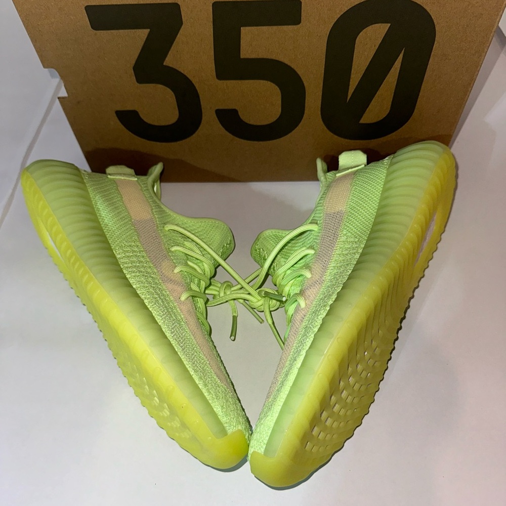 Adidas Yeezy Boost 350 V2 Glow in Dark Neon Green NEW - Picture 7 of 9